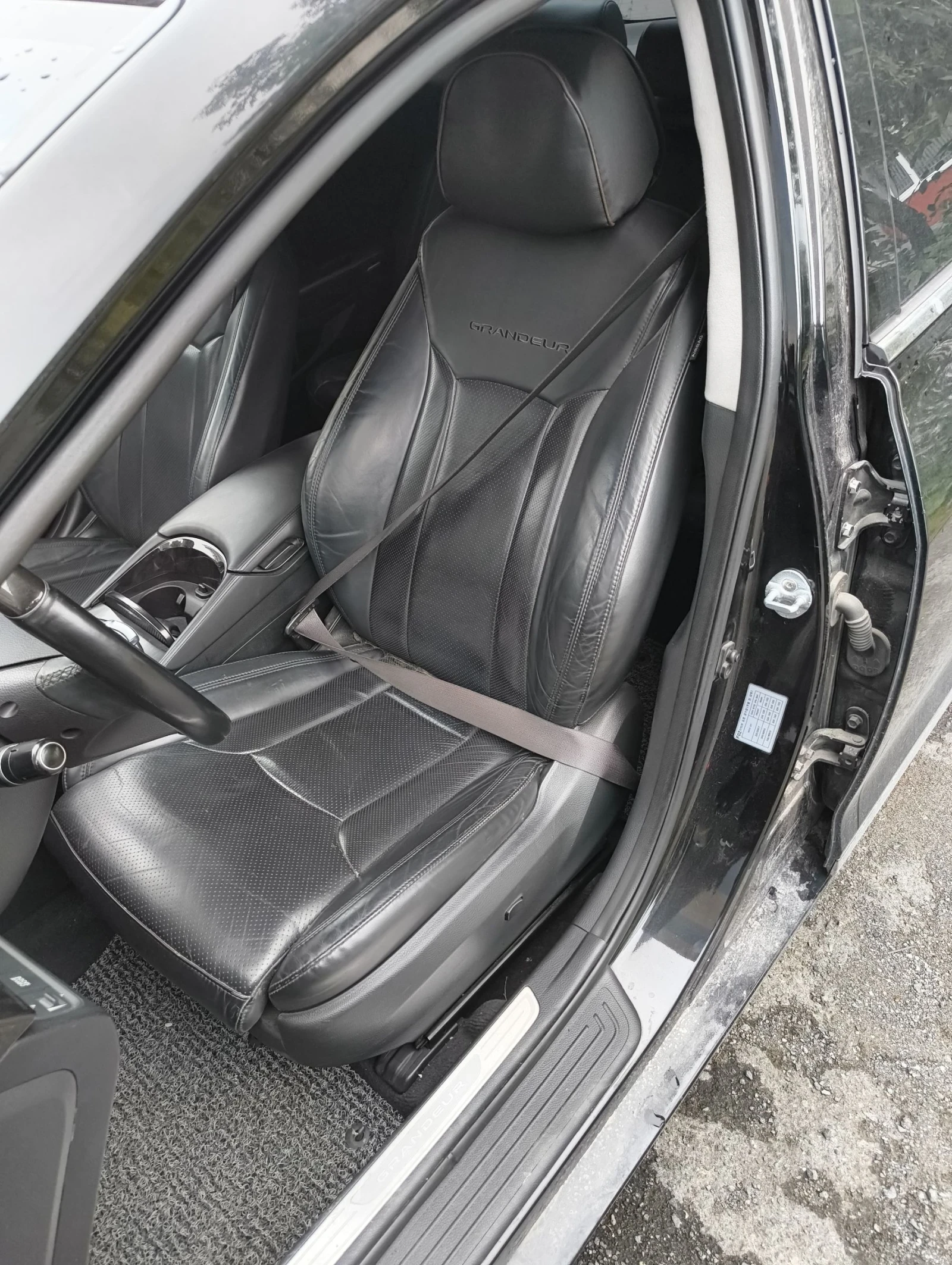 Hyundai Grandeur 2016г.ТОП ОФЕРТА КОЖА АВТОМАТ , снимка 10 - Автомобили и джипове - 54742399