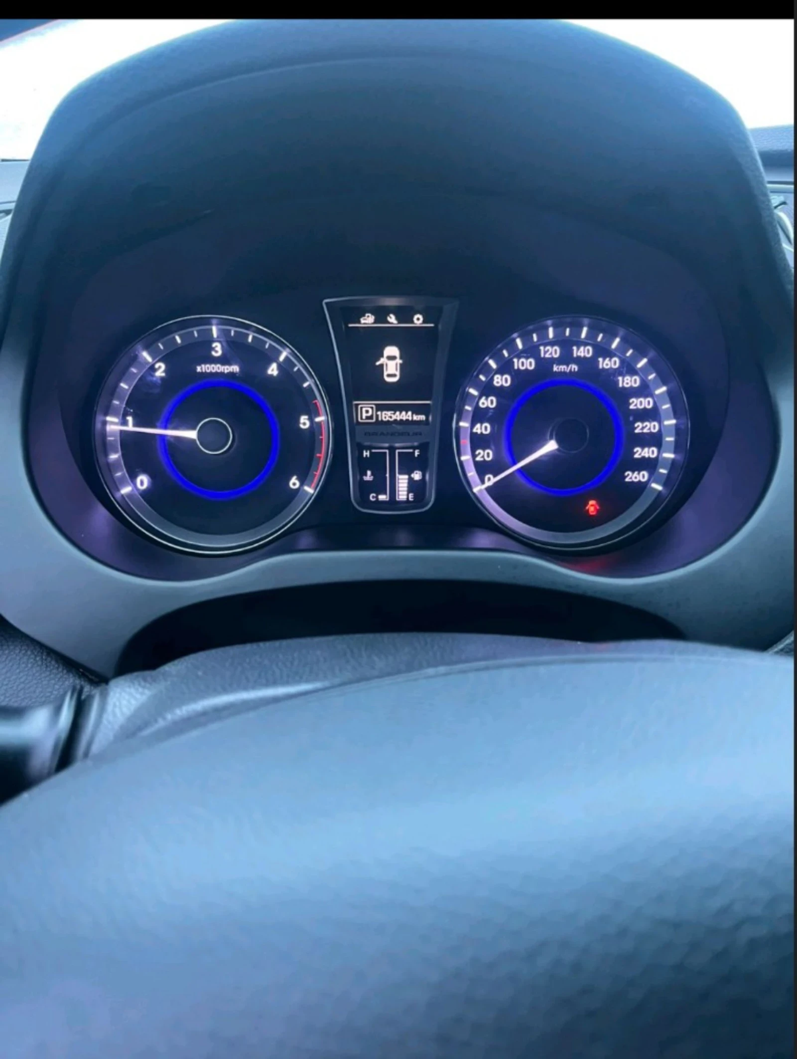 Hyundai Grandeur 2016г.КОЖА АВТОМАТ , снимка 10 - Автомобили и джипове - 54742399