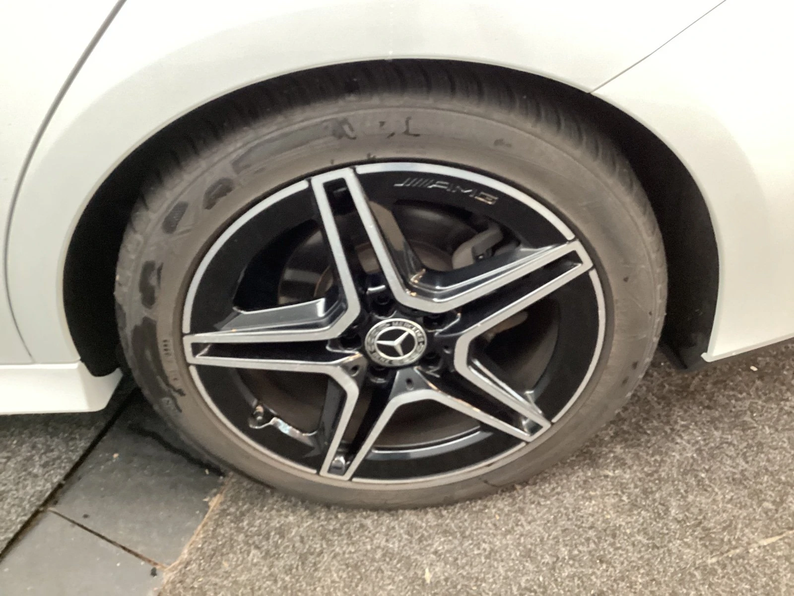 Mercedes-Benz CLA 200  Shooting Brake 200 Business Solution AMG, снимка 9 - Автомобили и джипове - 54924079