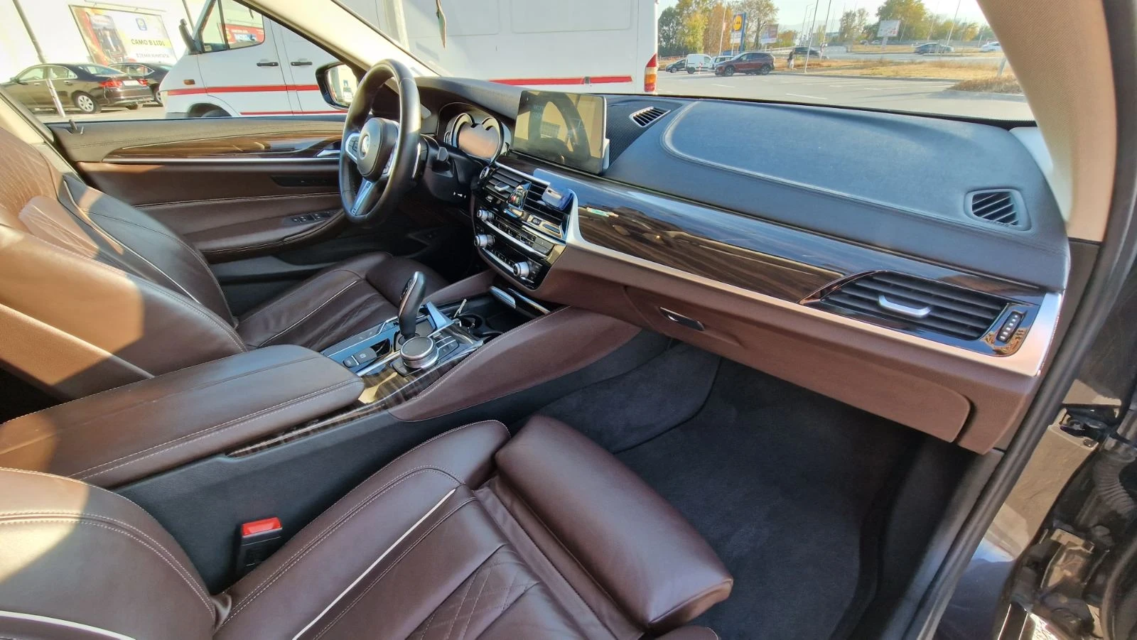 BMW 530 530 XI Luxury, снимка 8 - Автомобили и джипове - 56225271