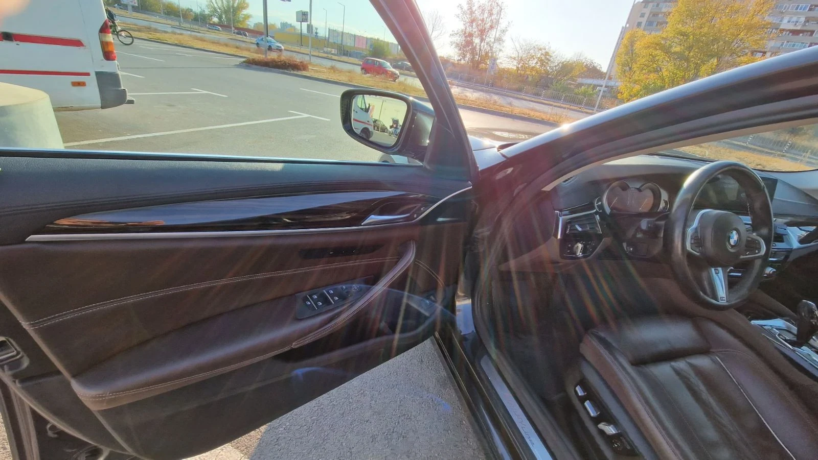BMW 530 530 XI Luxury, снимка 13 - Автомобили и джипове - 56225271