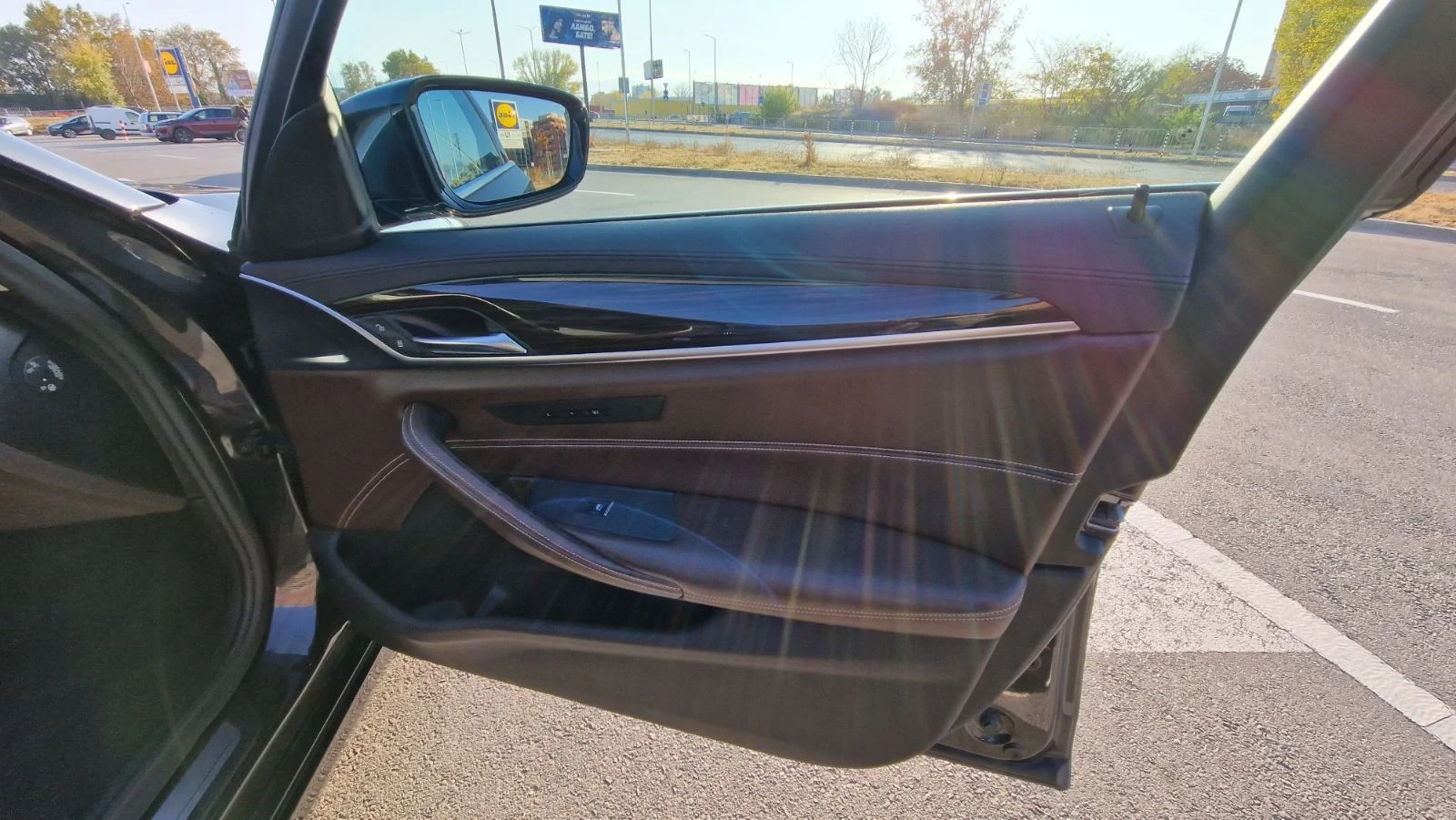 BMW 530 530 XI Luxury, снимка 9 - Автомобили и джипове - 56225271