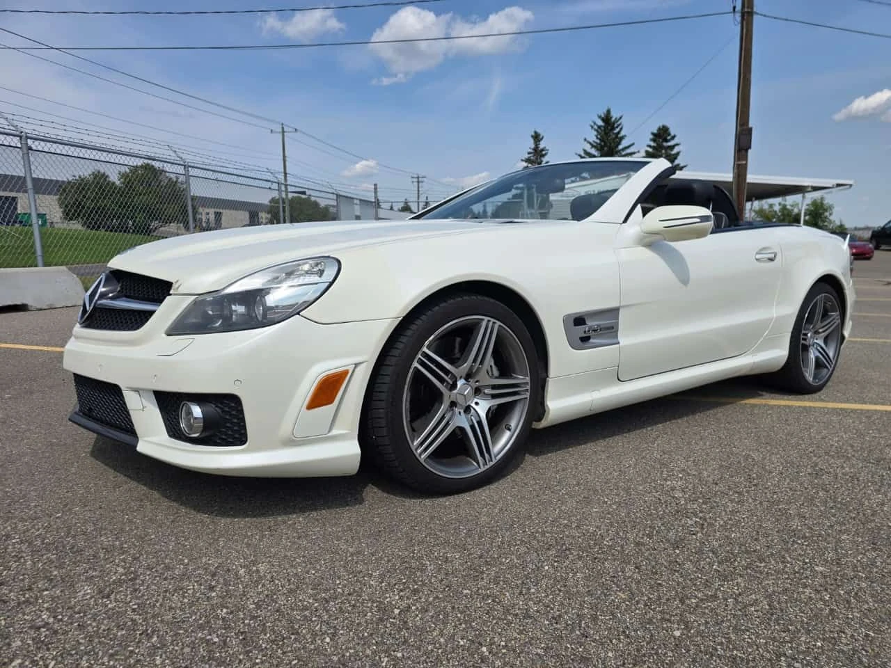 Mercedes-Benz SL 63 AMG CABRIO / CARFAX / АВТОКРЕДИТ , снимка 15 - Автомобили и джипове - 55612823