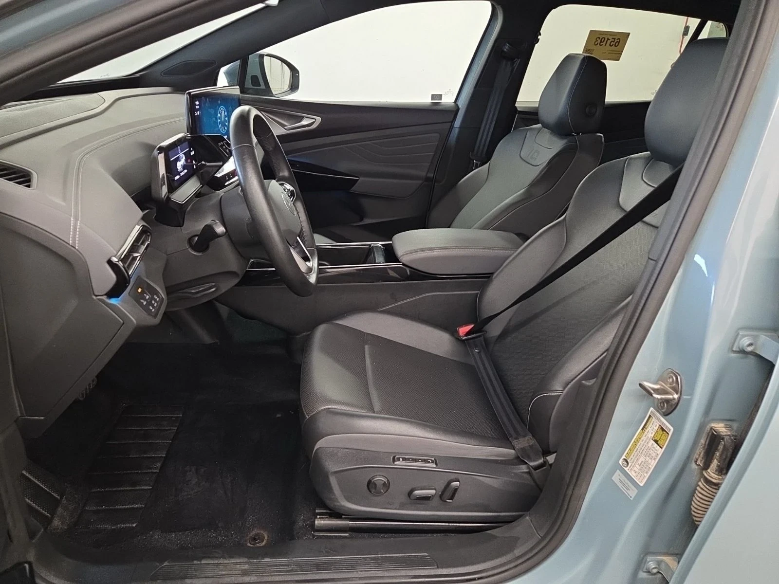 VW ID.4 PRO* Pano* 360* Blind Spot* Подгрев* Цена до Бг, снимка 13 - Автомобили и джипове - 55902921