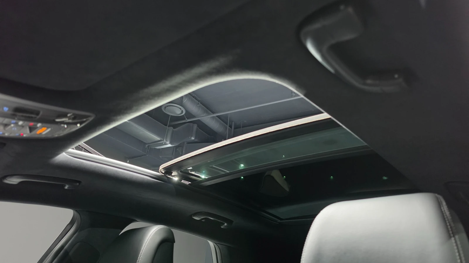 Genesis GV70 2022 2.5T AWD, снимка 6 - Автомобили и джипове - 56285746