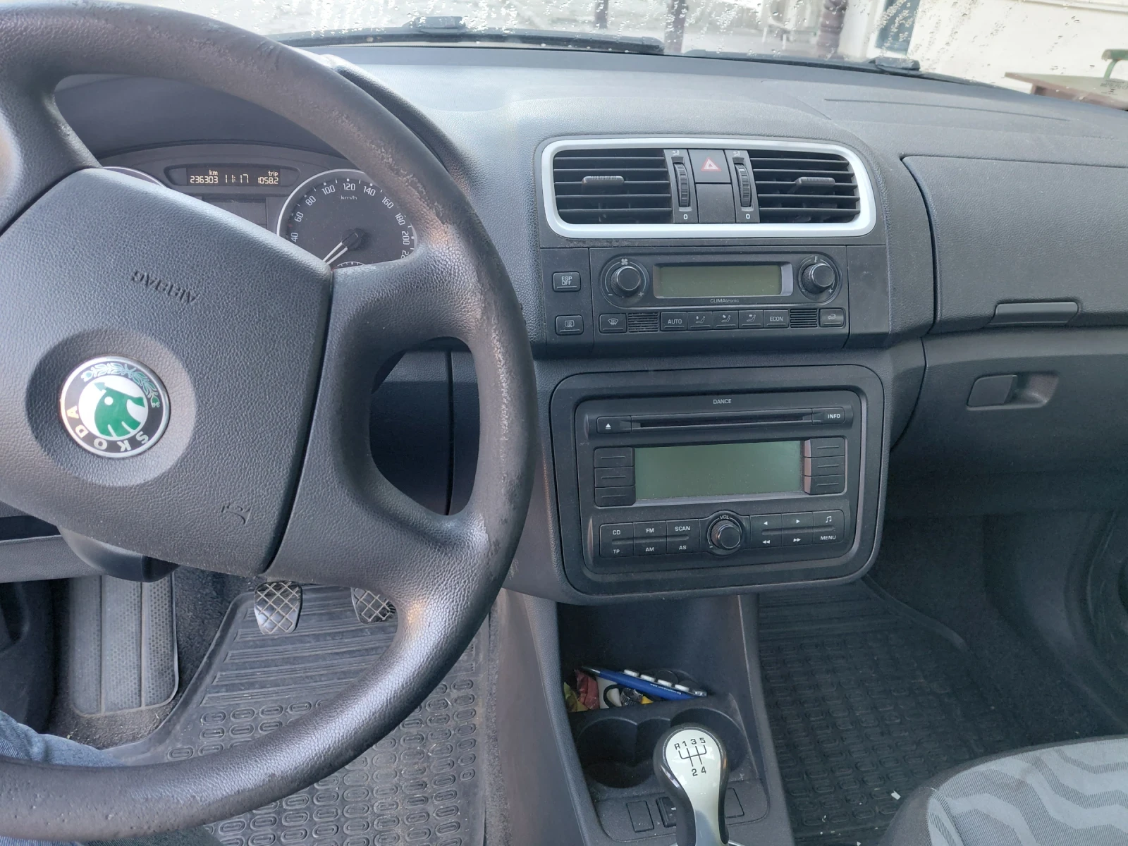 Skoda Fabia, снимка 6 - Автомобили и джипове - 56541151