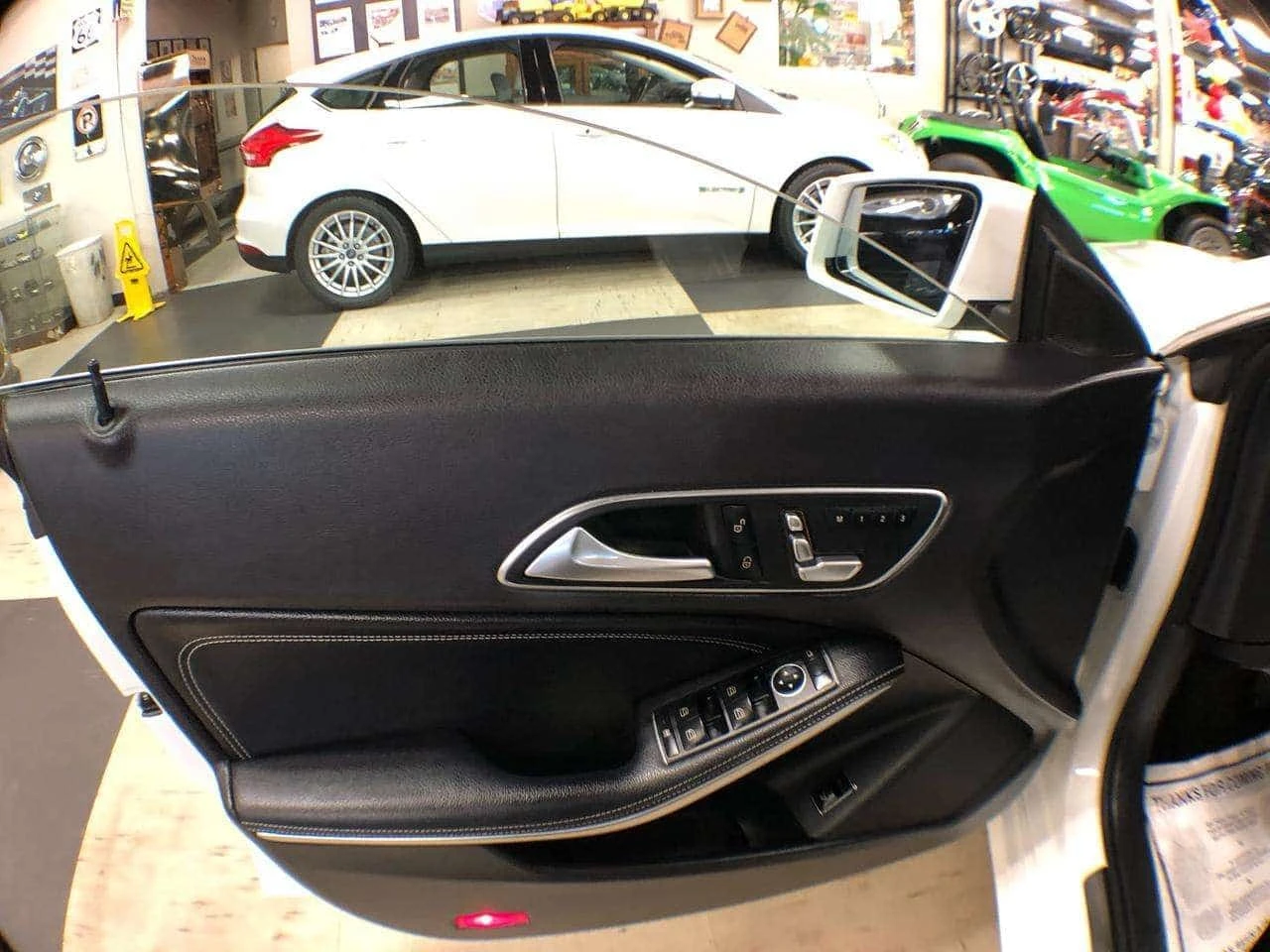 Mercedes-Benz CLA 250 * 4MATIC LEATHER PAN/ROOF NAV B/SPOT CAMERA | Mobile.bg � ����������� 11