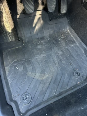 Honda Hr-v 1.5i, снимка 5 - Автомобили и джипове - 53647820