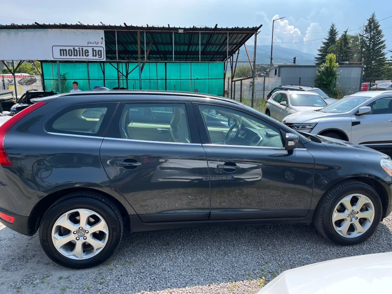 Volvo XC60 2.4 163ps 4x4, снимка 6 - Автомобили и джипове - 50572685