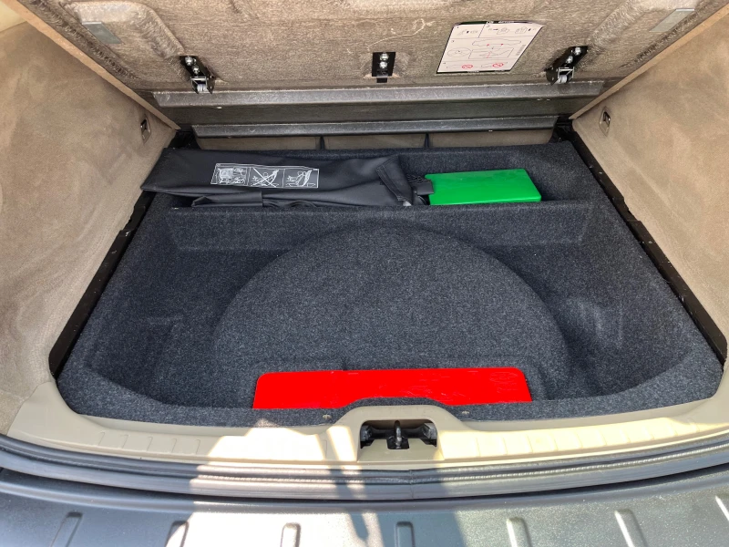 Volvo XC60 2.4 163ps 4x4, снимка 17 - Автомобили и джипове - 50572685