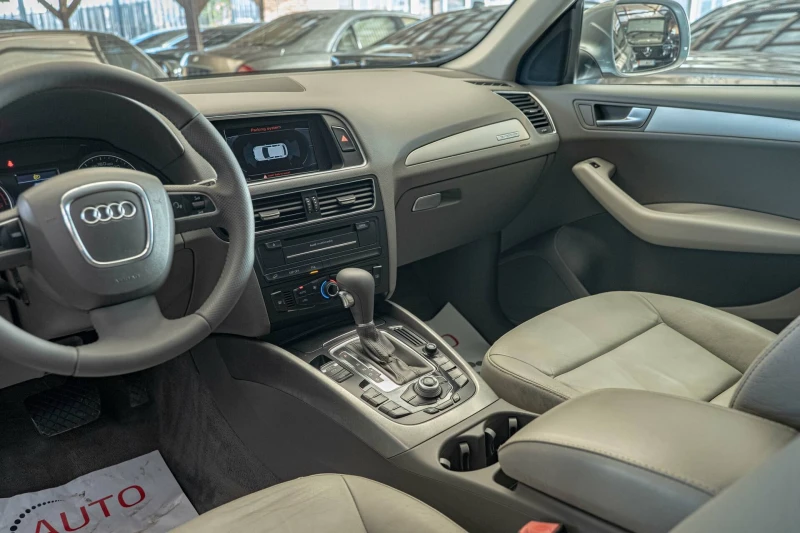 Audi Q5 3.0TDI/Quattro/MMI Plus/APS Plus/Isofix/Side Guard, снимка 7 - Автомобили и джипове - 52541040