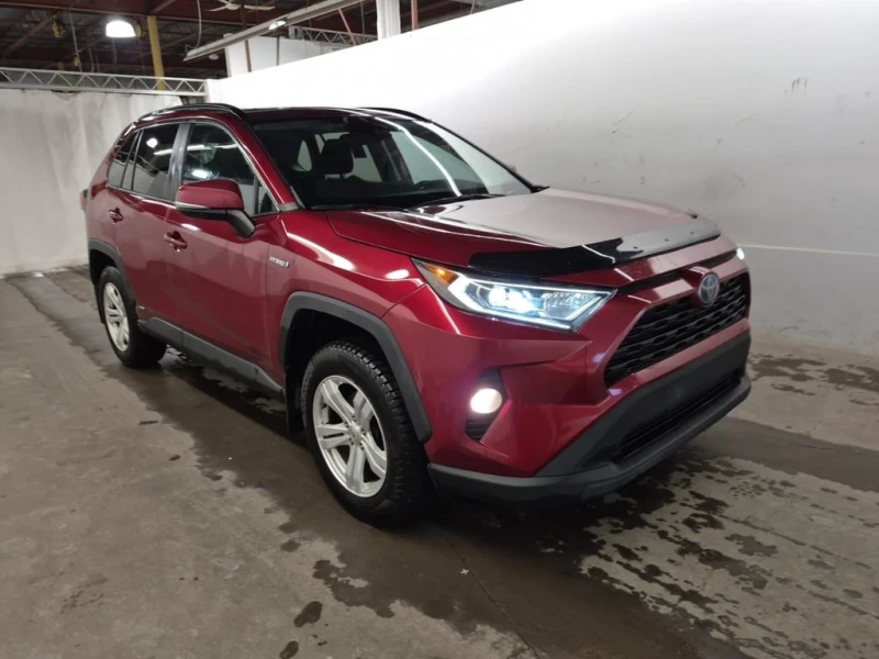 Toyota Rav4 * HYBRID XLE * CARFAX * БЕЗ ПЪРВОНАЧАЛНА ВНОСКА, снимка 2 - Автомобили и джипове - 53009604
