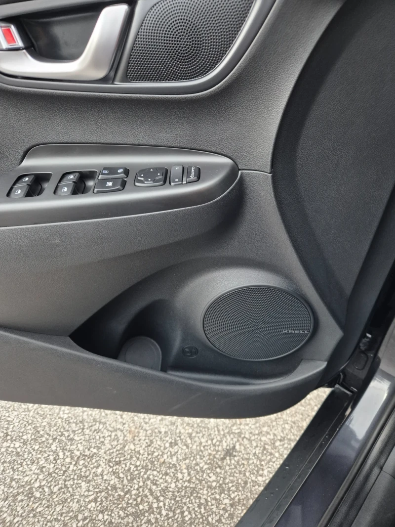 Hyundai Kona Prime Electric 64kWh SOH 100% /Гаранция, снимка 17 - Автомобили и джипове - 53009563