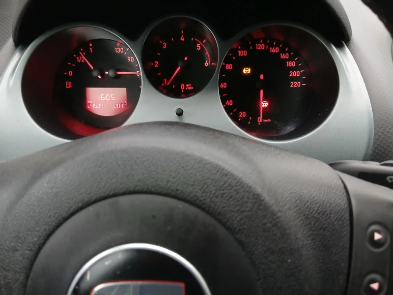 Seat Ateca, снимка 2 - Автомобили и джипове - 53055816