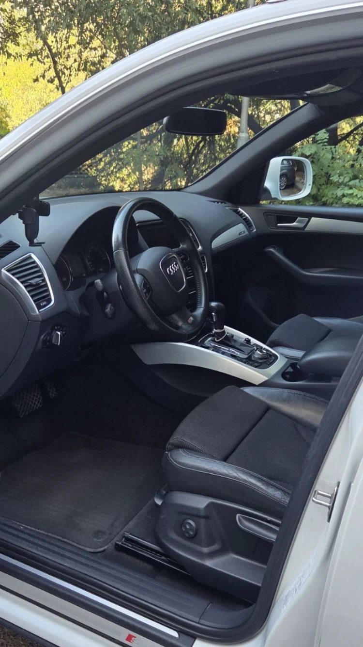 Audi Q5 Q5, снимка 8 - Автомобили и джипове - 56018580