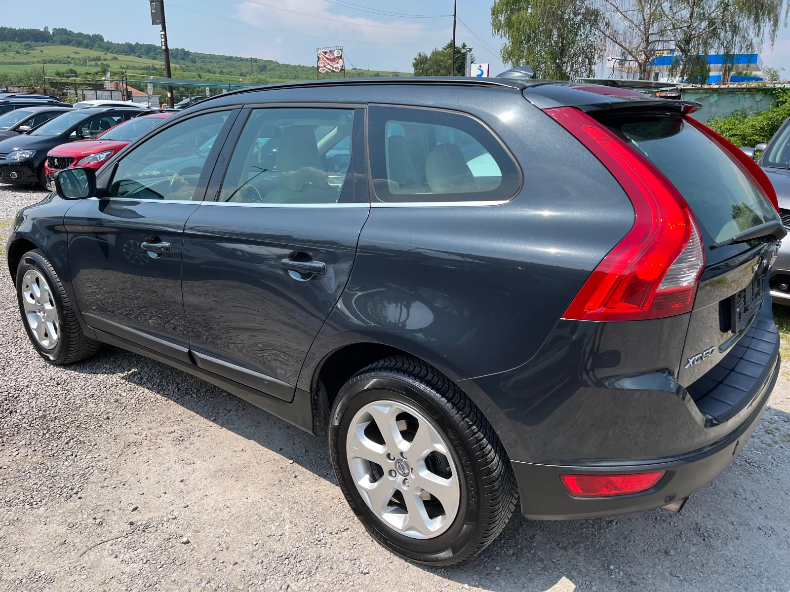 Volvo XC60 2.4 163ps 4x4 - изображение 4