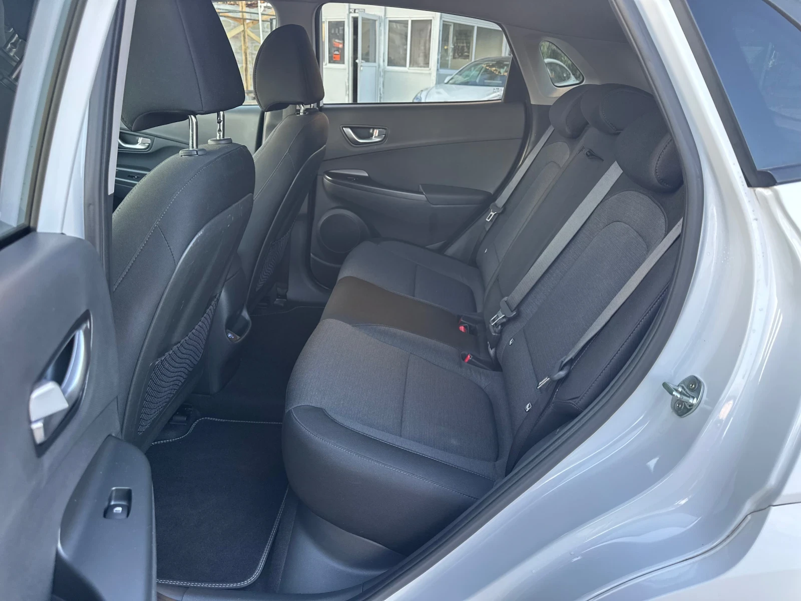 Hyundai Kona 64 kWh / Face lift / Гаранция - изображение 10