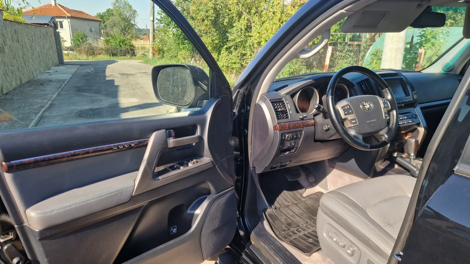 Toyota Land cruiser 200 4.5 D4D V8, снимка 10 - Автомобили и джипове - 55119848