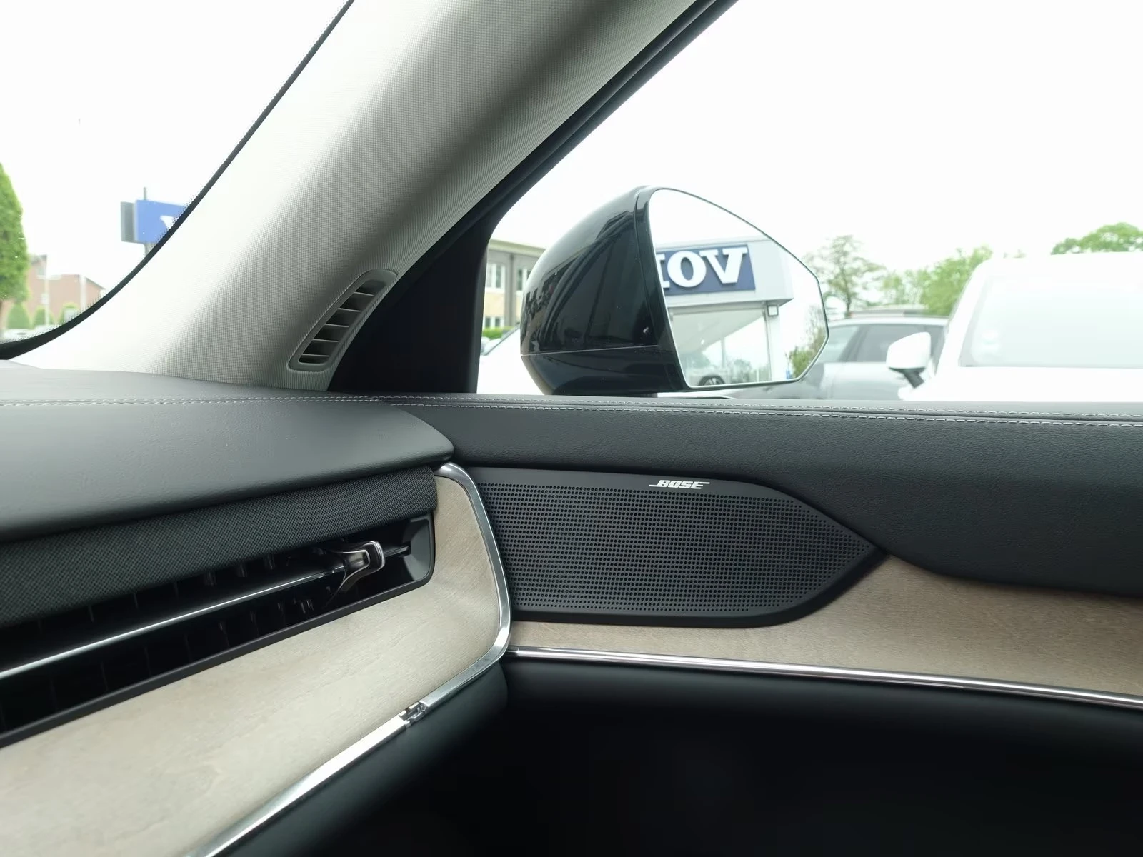 Volvo EX90 Twin Motor Executive Edition 7seats, снимка 12 - Автомобили и джипове - 55572864