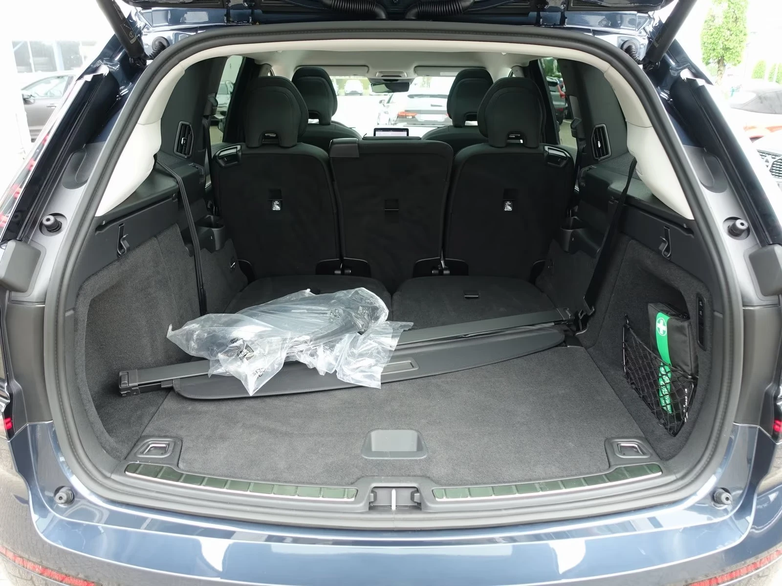Volvo EX90 Twin Motor Executive Edition 7seats, снимка 17 - Автомобили и джипове - 55572864