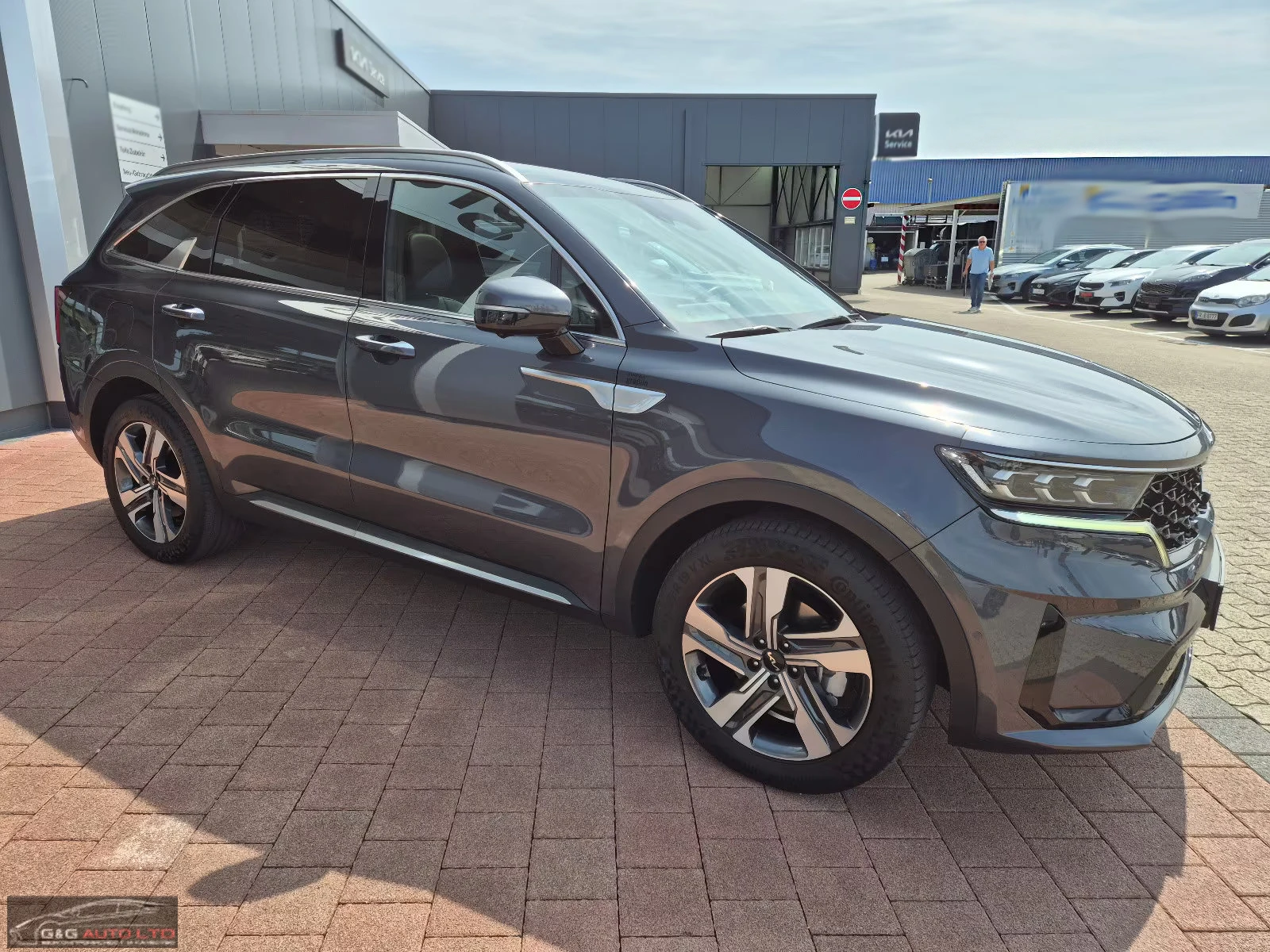 Kia Sorento PHEV/265HP/PLATINUM/4WD/PANO/360/HUD/BOSE/600q, снимка 3 - Автомобили и джипове - 55688976