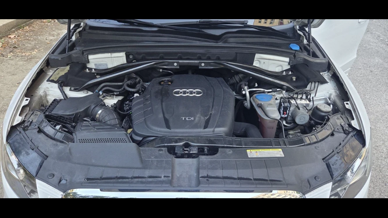Audi Q5 Q5, снимка 12 - Автомобили и джипове - 56018580
