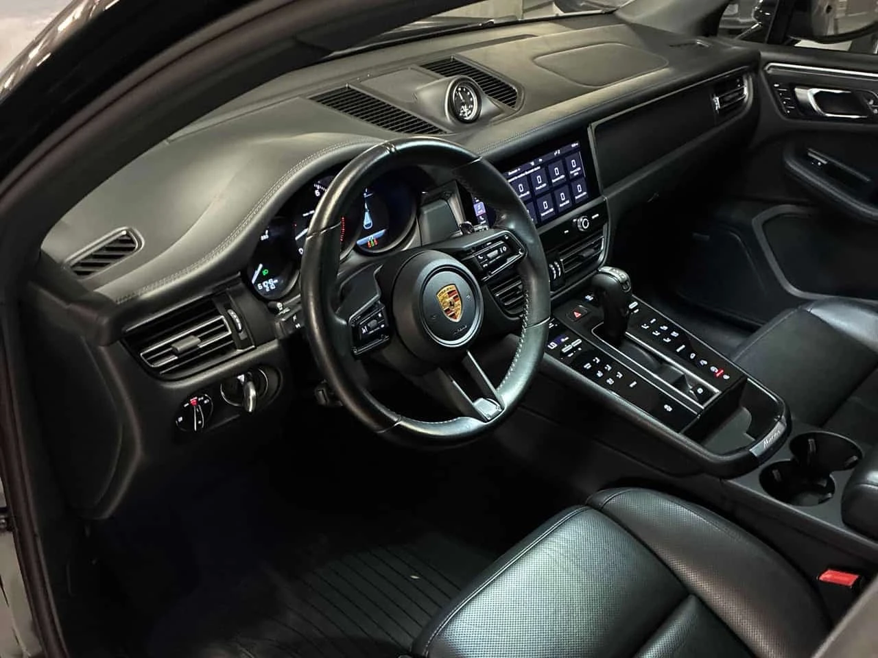 Porsche Macan AWD | CARFAX | ������ ���������������� �� PORSCHE | Mobile.bg � ����������� 7
