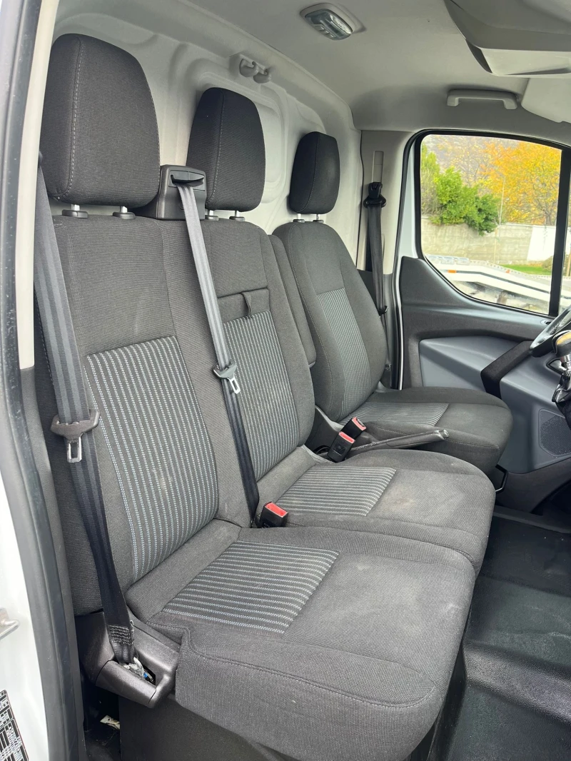 Ford Transit Custom 2.2 TDCI HLADILEN, снимка 9 - Бусове и автобуси - 52471707