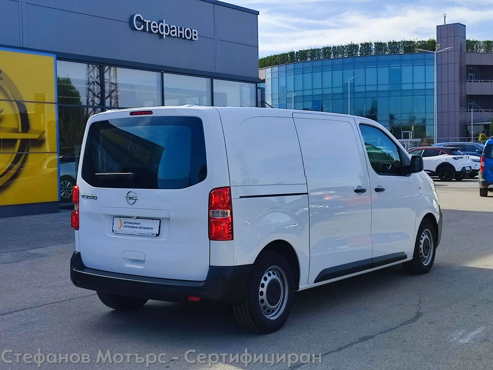 Opel Vivaro Cargo M Edition 1.5 D (120HP) MT6 - изображение 8