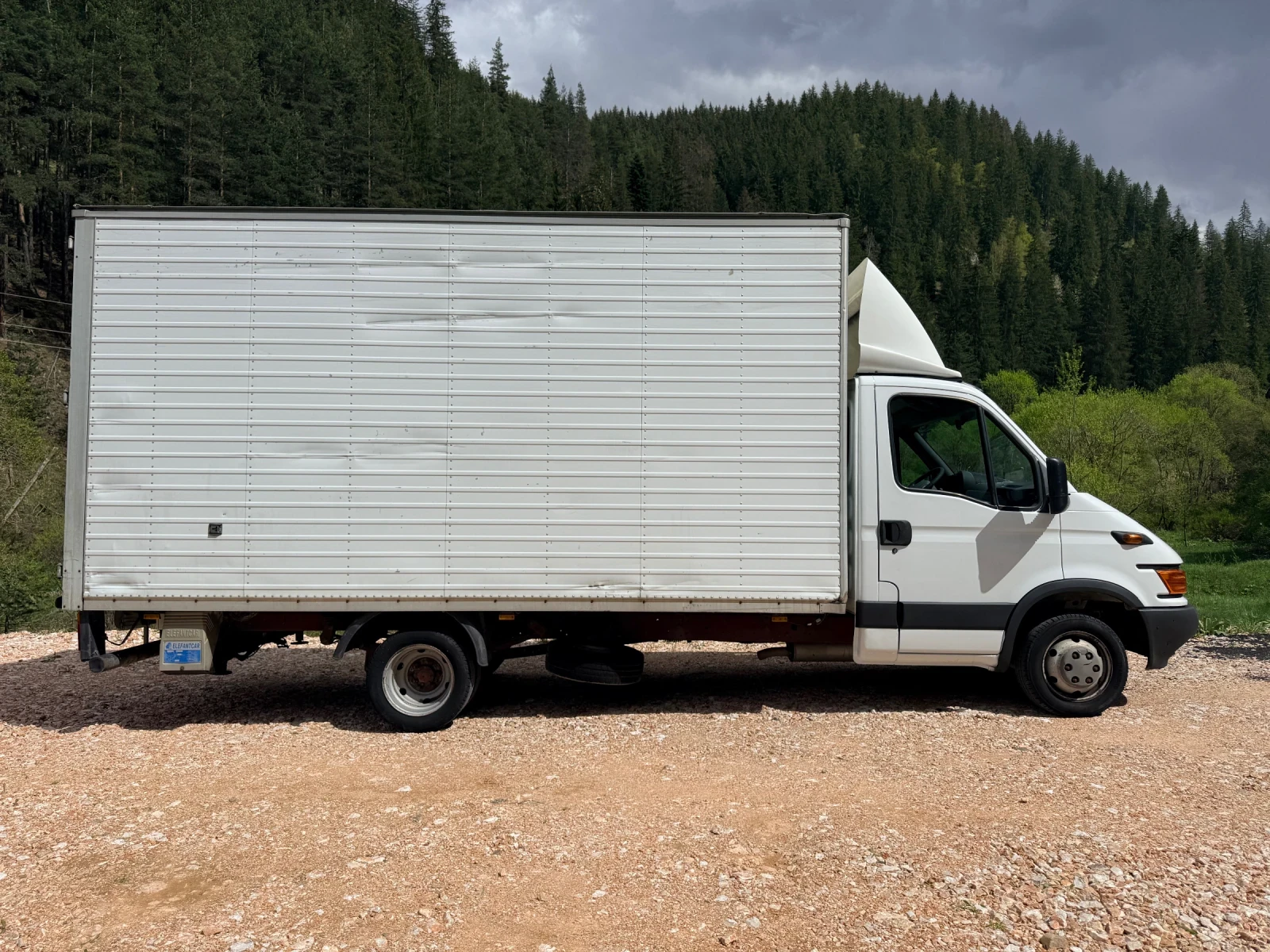 Iveco 35c11 2.8TDI* 3.5T* ПАДАЩ БОРД* ИТАЛИЯ* БЕЗ РЪЖДА* , снимка 4 - Бусове и автобуси - 54528925
