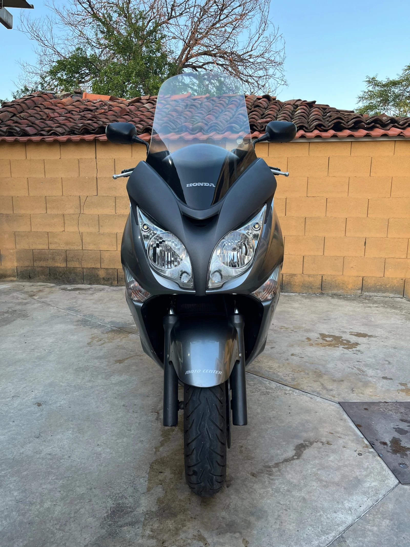 Honda Silver Wing T-400 - изображение 8