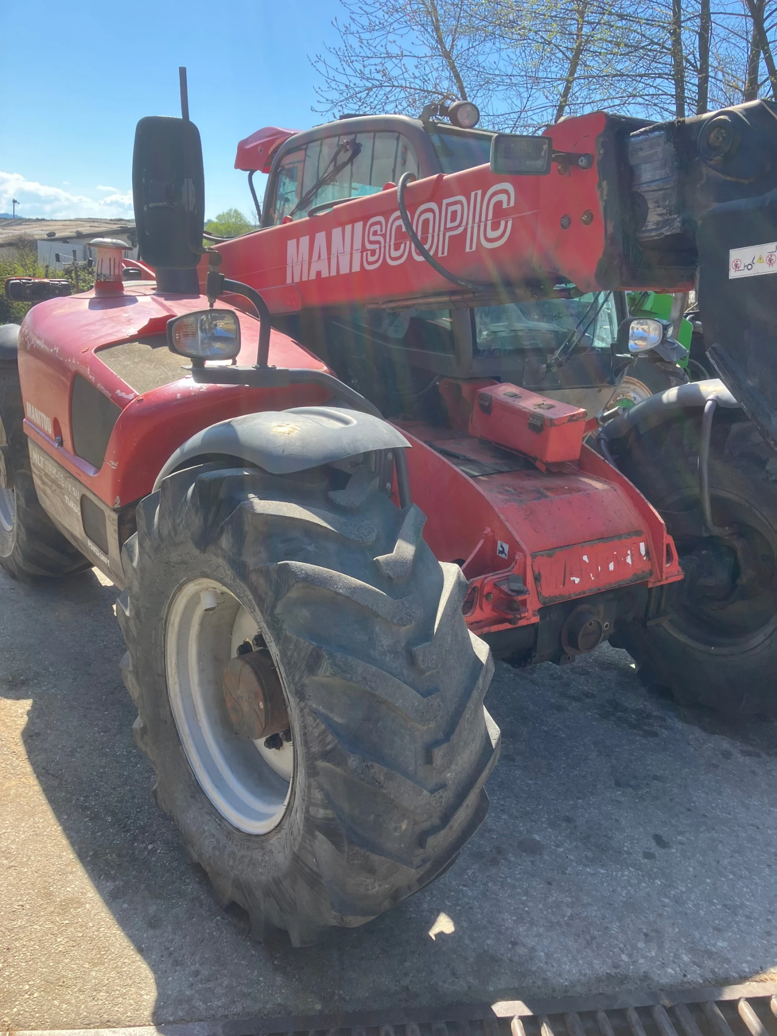 Телескопичен товарач Manitou MLT 735 120 LSU