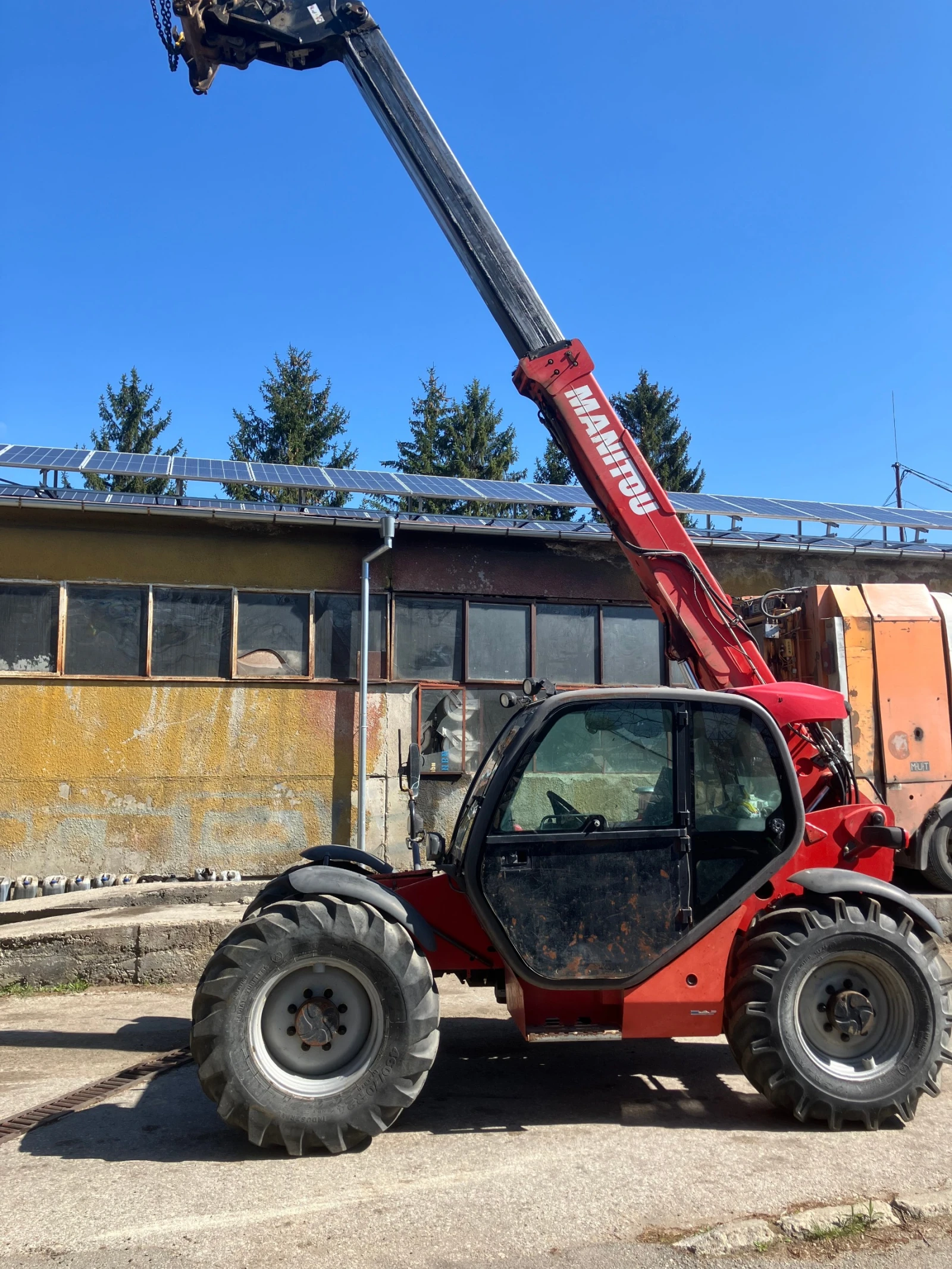Телескопичен товарач Manitou MLT 735 120 LSU, снимка 4 - Селскостопанска техника - 55003908