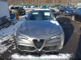 Alfa Romeo Giulia 2.0L I-4 DI, VVT, TURBO, 280HP All Wheel Drive, снимка 4