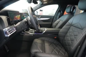 BMW 740 d/xDrive/299HP/M-SPORT/SKY-LOUNGE/360/B&W/869g, снимка 7 - Автомобили и джипове - 53693237