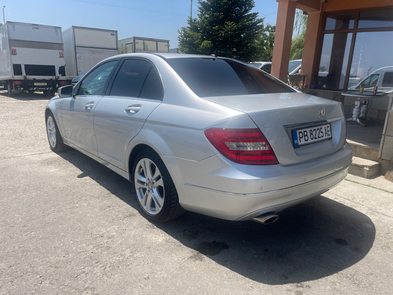 Mercedes-Benz C 220 AVANTGARDE/FACELIFT/NAVI/LED/1-ВИ СОБСТВЕНИК, снимка 6 - Автомобили и джипове - 46645236