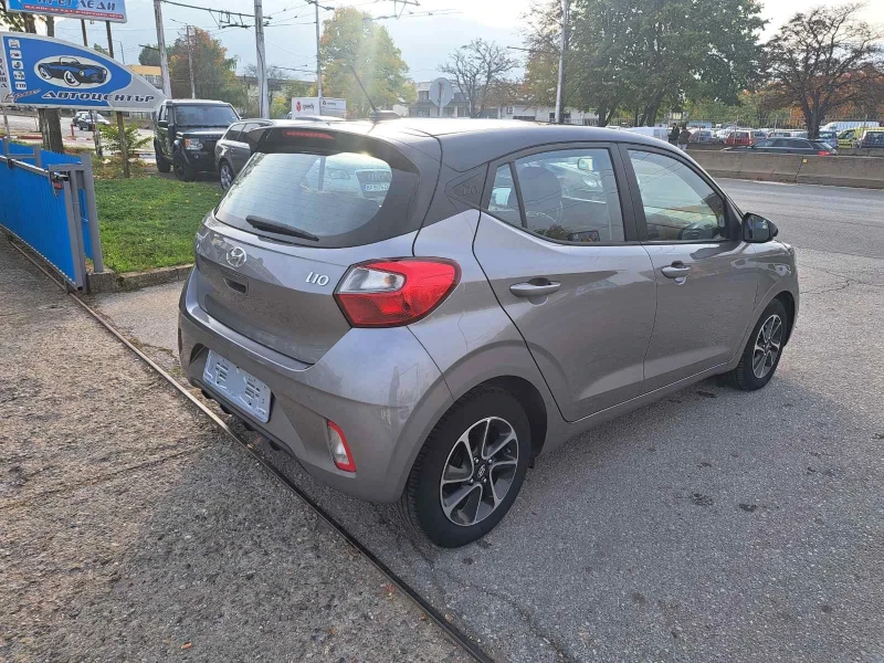 Hyundai I10, снимка 6 - Автомобили и джипове - 47873745