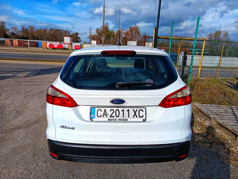 Ford Focus 1.6 TDCI, снимка 4 - Автомобили и джипове - 48036604