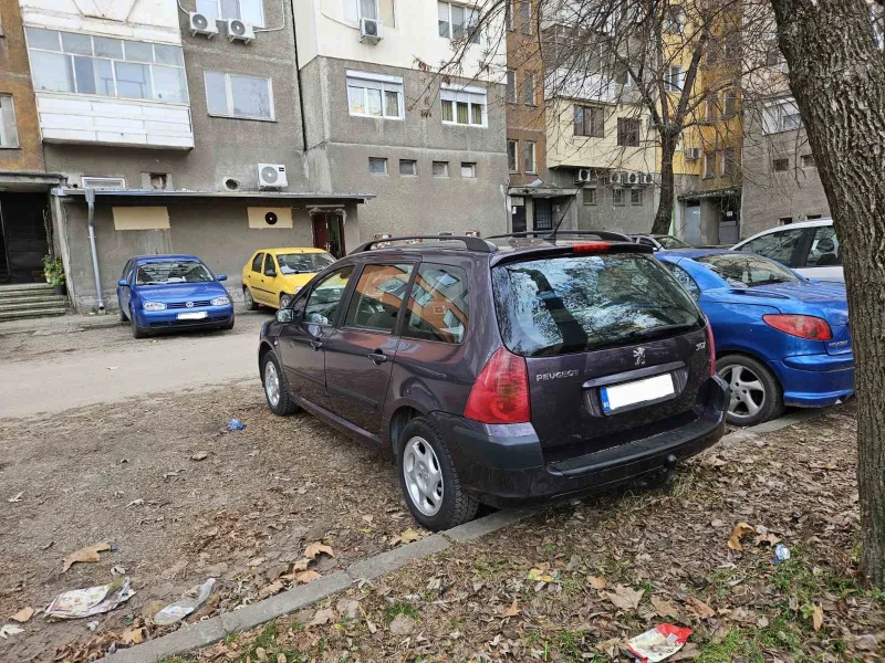 Peugeot 307, снимка 13 - Автомобили и джипове - 48414918