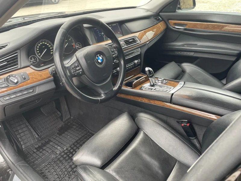 BMW 740, снимка 5 - Автомобили и джипове - 48550486