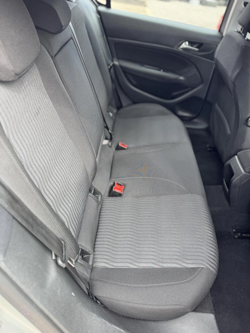 Peugeot 308 1.2, снимка 11 - Автомобили и джипове - 51836744