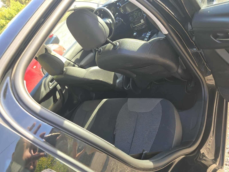 Citroen C3, снимка 7 - Автомобили и джипове - 52677900