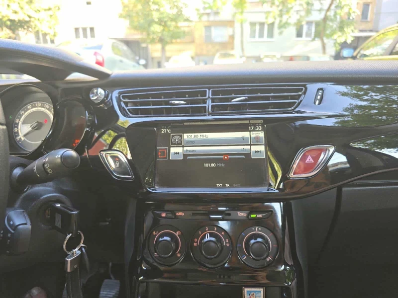 Citroen C3, снимка 9 - Автомобили и джипове - 52677900