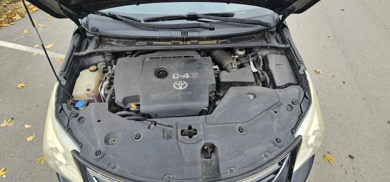 Toyota Avensis, снимка 15 - Автомобили и джипове - 52322163