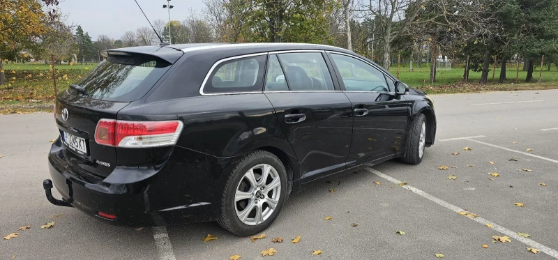 Toyota Avensis, снимка 4 - Автомобили и джипове - 52322163