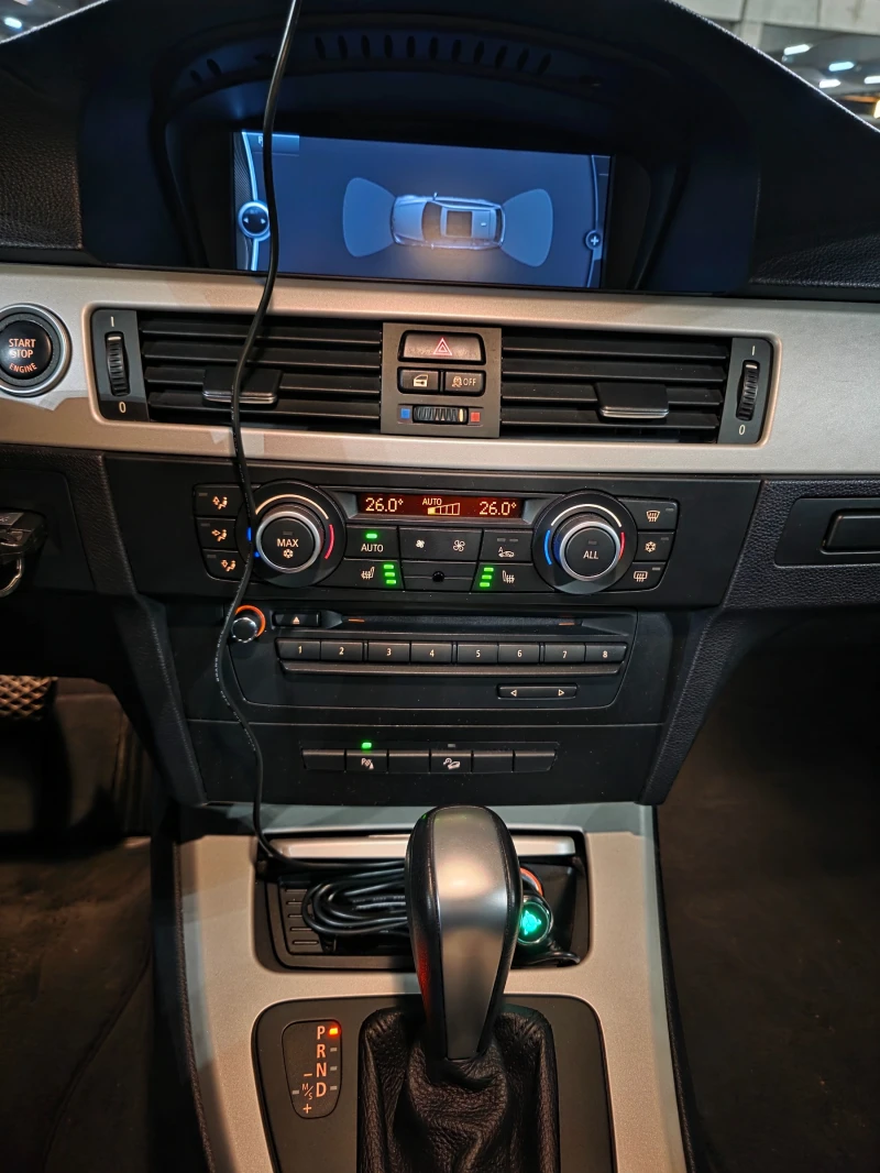 BMW 330 xdrive, снимка 8 - Автомобили и джипове - 52714169