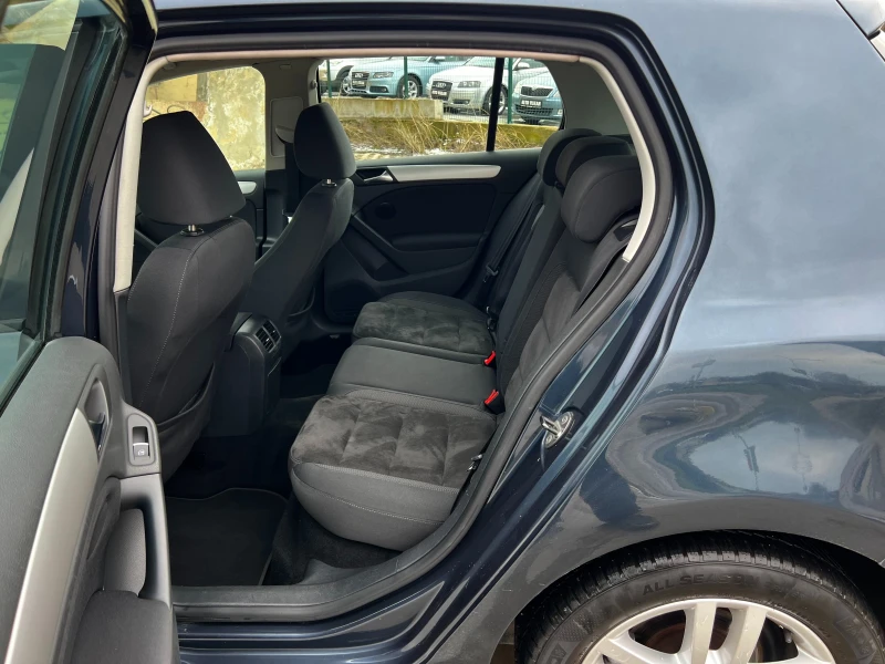 VW Golf 2.0TDI-140 КОНЯ, снимка 14 - Автомобили и джипове - 53077768