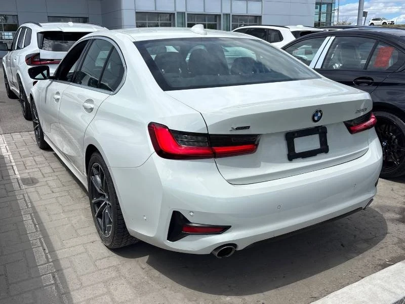BMW 330 * xDrive * 360 * 2 КЛЮЧА * ПОДГРЕВ * ПАМЕТ, снимка 6 - Автомобили и джипове - 54892721