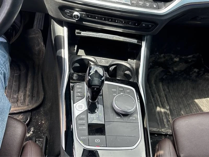 BMW 330 * xDrive * 360 * 2 КЛЮЧА * ПОДГРЕВ * ПАМЕТ, снимка 11 - Автомобили и джипове - 54892721