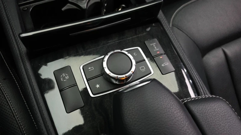 Mercedes-Benz CLS 400 3.0 V6 Biturbo, снимка 6 - Автомобили и джипове - 55138665